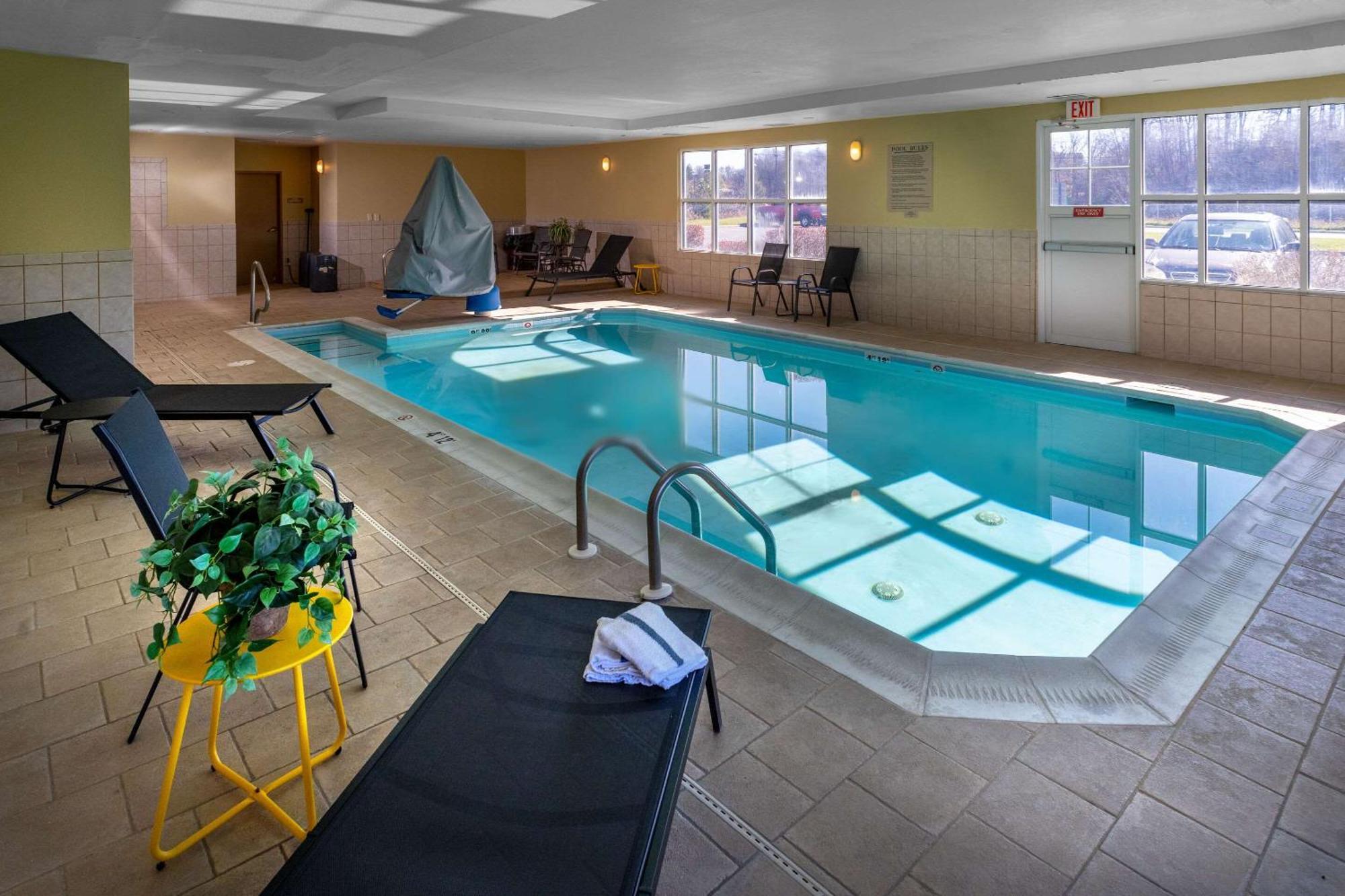 Country Inn & Suites By Radisson, Princeton, Wv Exteriör bild